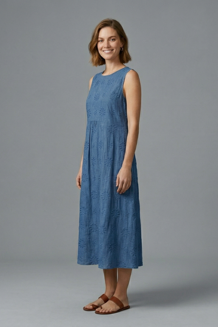 Cecily | Women's Sleeveless Textured Midi Dress