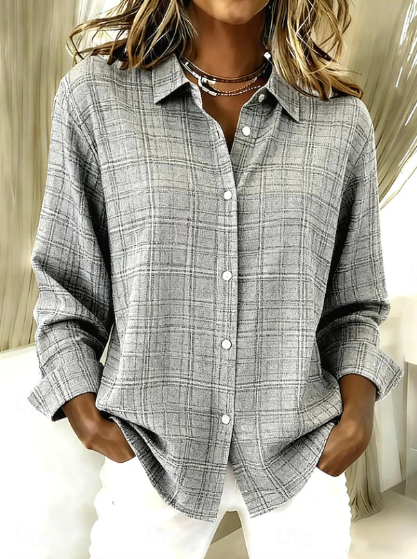 Darcie | Women's Oversized Plaid Button-Up Shirt