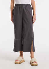 3/4 Split Hem Pant