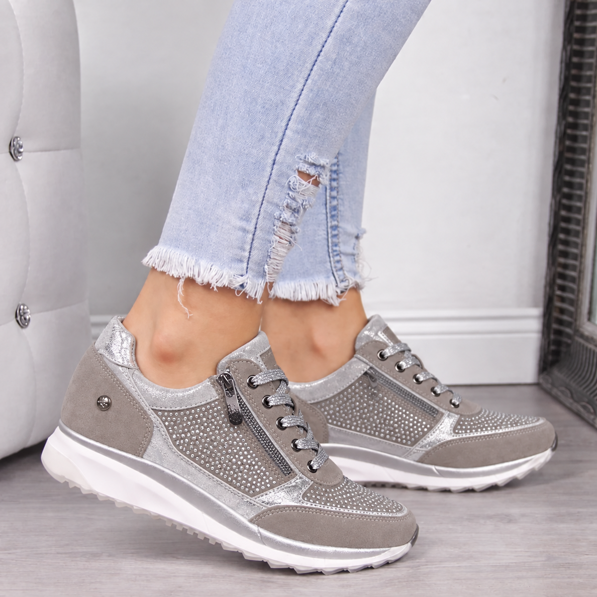 Alessia | Side-Zip Support Sneakers
