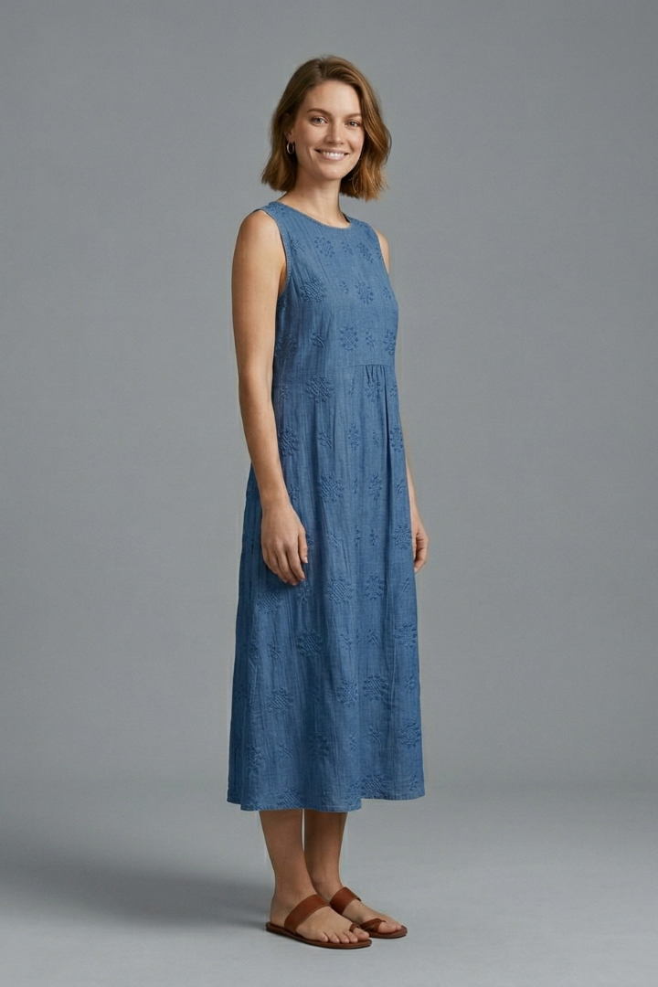 Cecily | Women's Sleeveless Textured Midi Dress