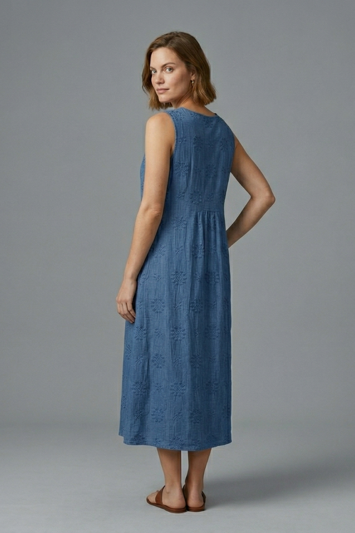 Cecily | Women's Sleeveless Textured Midi Dress