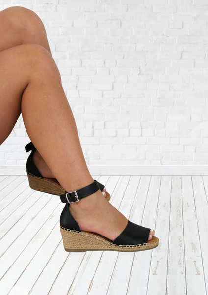 Helene Wedges