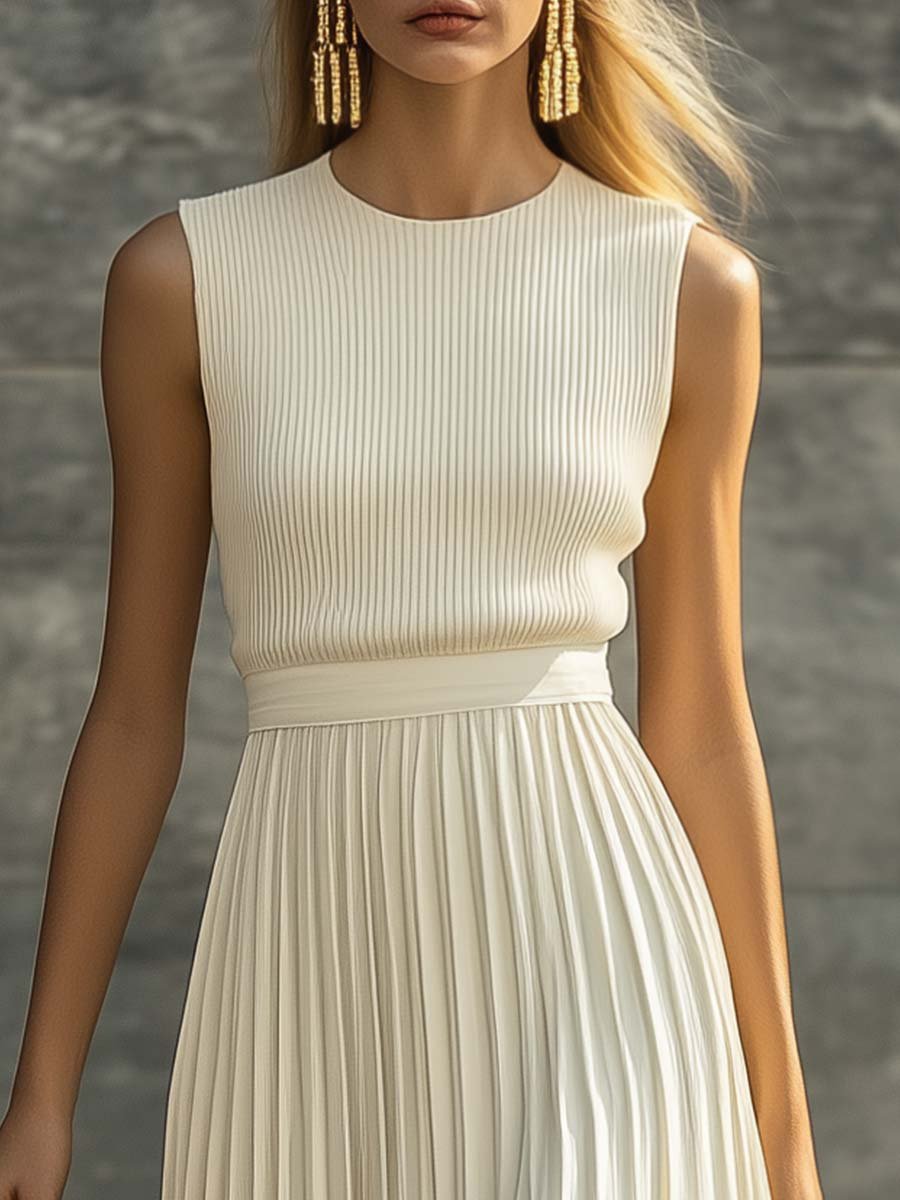 Juliana | Women's Sleeveless Pleated Maxi Dress