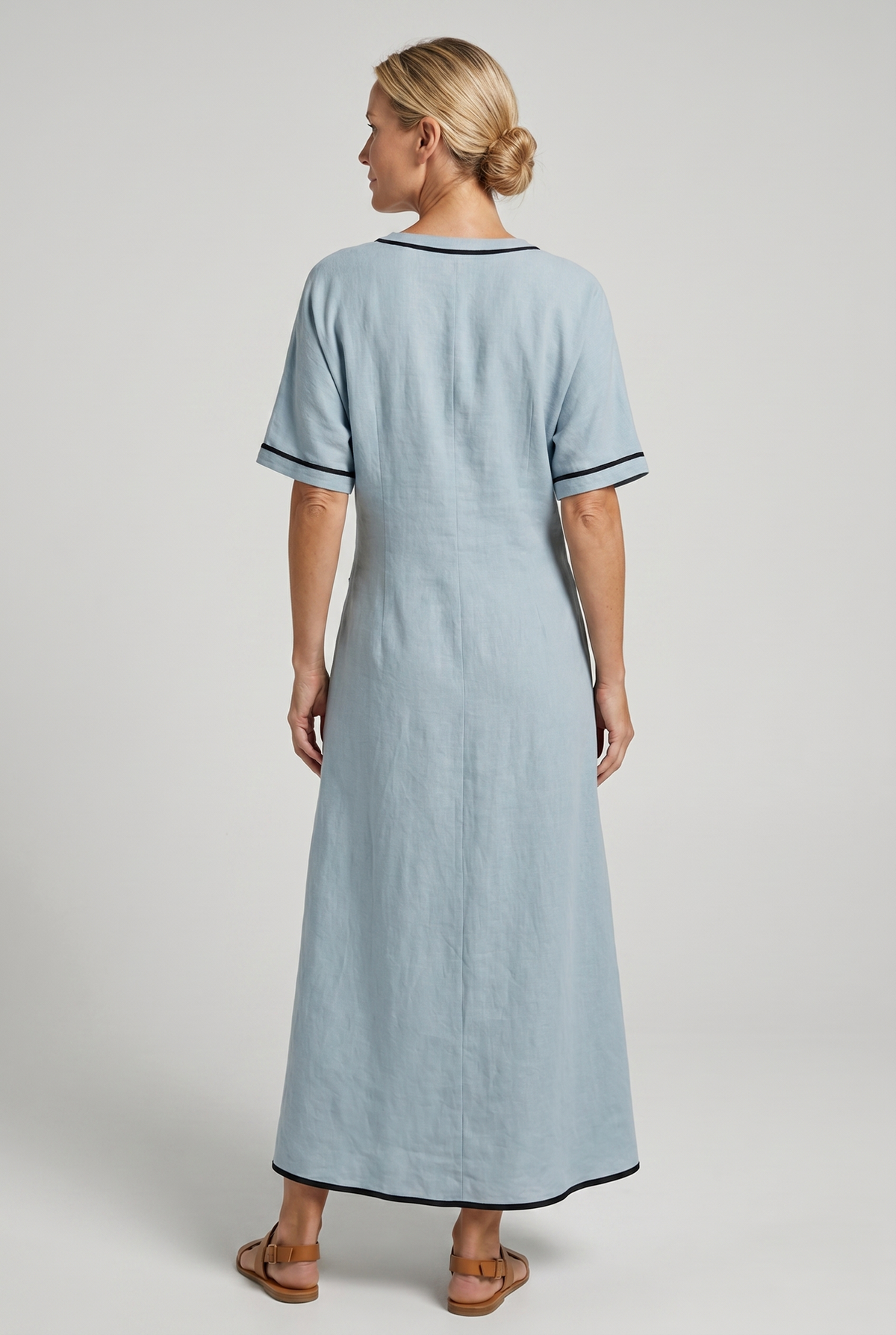 Maelle | Women's Twist-Front V-Neck Maxi Dress