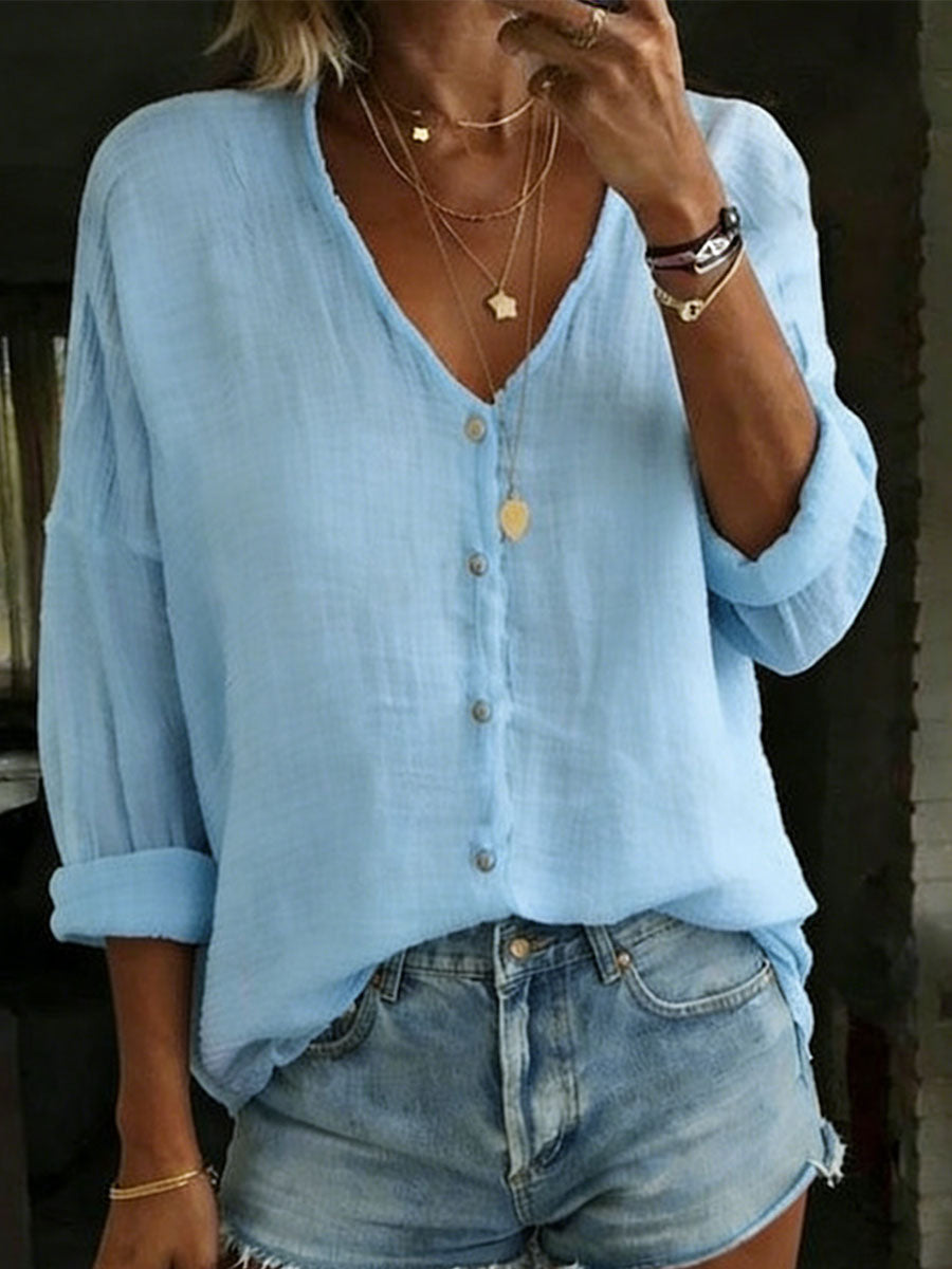 Noemi | Relaxed V-Neck Button-Up Blouse