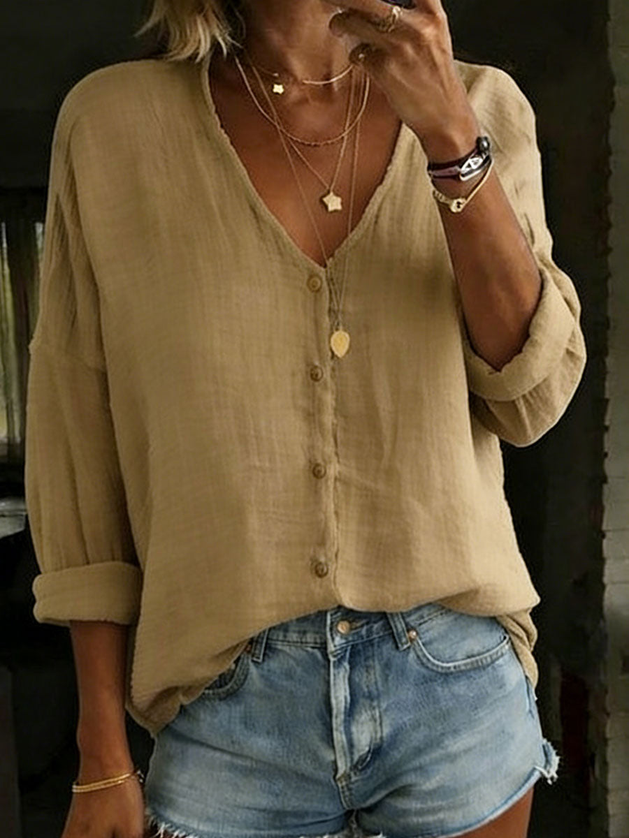 Noemi | Relaxed V-Neck Button-Up Blouse