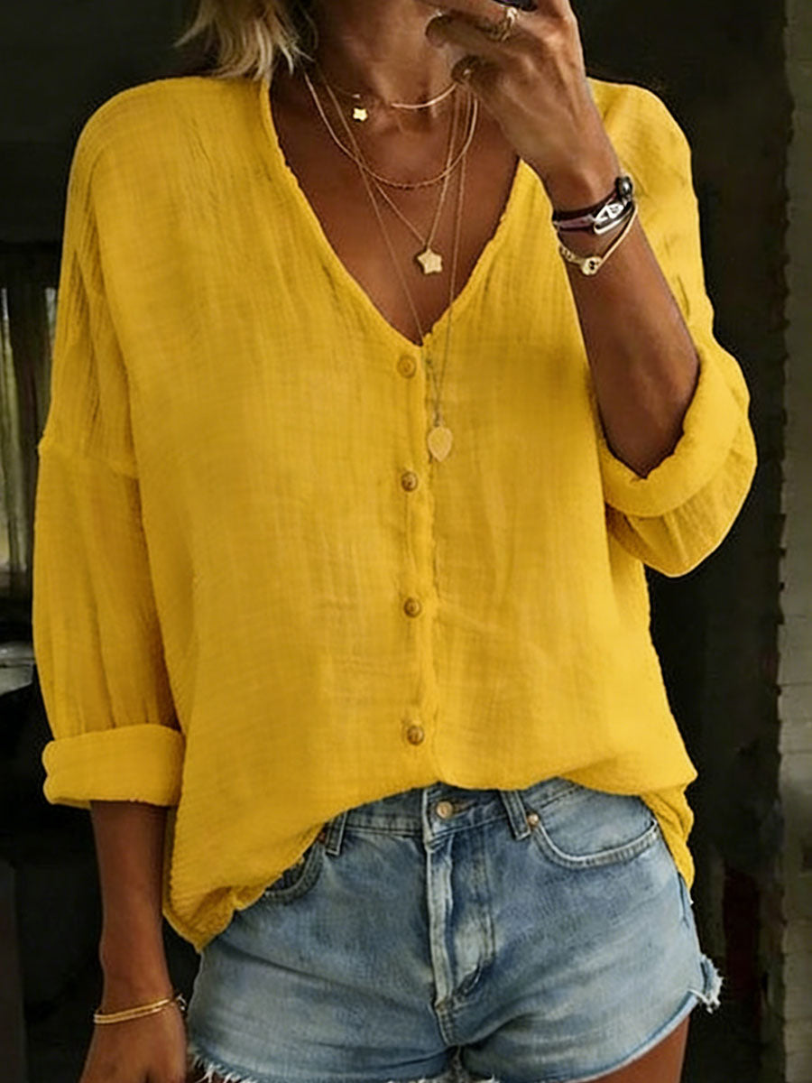 Noemi | Relaxed V-Neck Button-Up Blouse