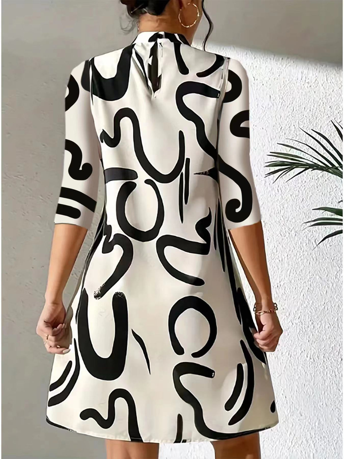 Nora | Women's Round Neck 3/4 Sleeve Mini Dress