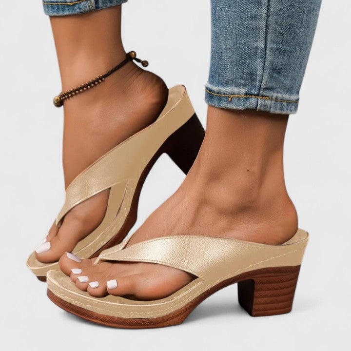 Vittoria | Cushioned Block-Heel Sandals